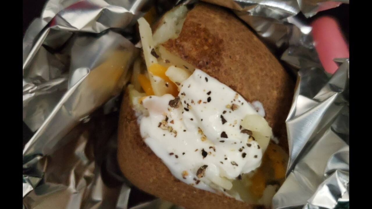 Woman gets baked potato as Christmas bonus from office, has to pay tax on it