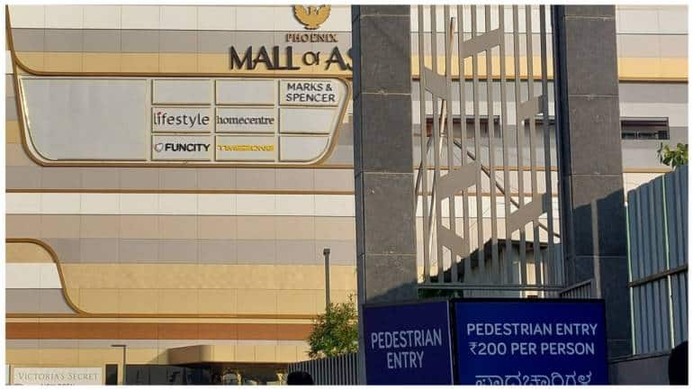 How Bengaluru mall, charging Rs 200 for pedestrian entry, caused traffic snarls on Christmas eve - Vimarsana News