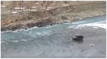 Thar crosses Himachal river Twitter