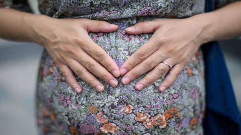 Chinese media expose prompts probe into illegal baby surrogacies - Vimarsana News