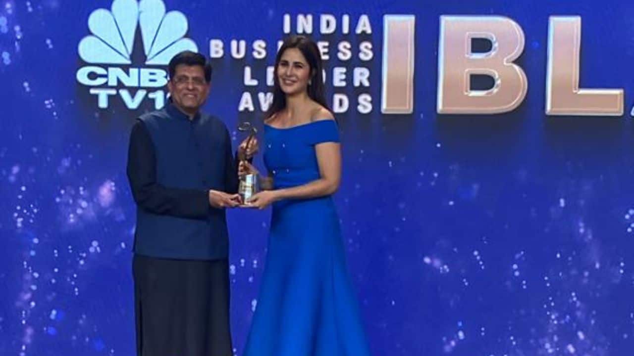 The IBLA 2023 awarded Kay Beauty by Katrina Kaif as the Breakout Brand of the Year. Kay Beauty is India’s first celebrity beauty brand of India. Katrina Kaif collaborated with Falguni Nayar, CEO of Nyka to create Kay beauty that plans to soon enter US markets and broaden the market for homegrown beauty products. (Image: CNBCTV18/Twitter)