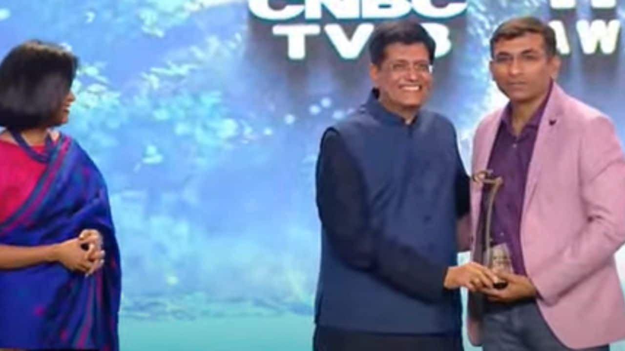 IBLA recognized NEPRA for Outstanding Contribution to Climate Consciousness. The company has been a transformative force in dry waste management since 2012. For over a decade, 'Let's Recycle', a social enterprise for dry waste management and recycling, stands as a testament to NEPRA Resource Management's commitment in this field. (Image: CNBCTV18/Twitter)