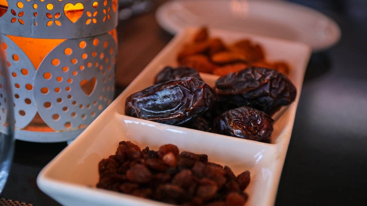 Ghee soaked dates benefits: Dates soaked in ghee, everything you need to know