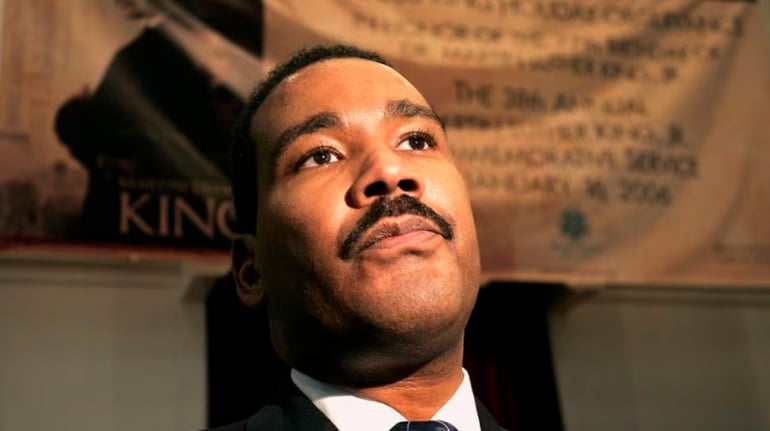 Dexter King, younger son of Martin Luther King Jr., dies at 62