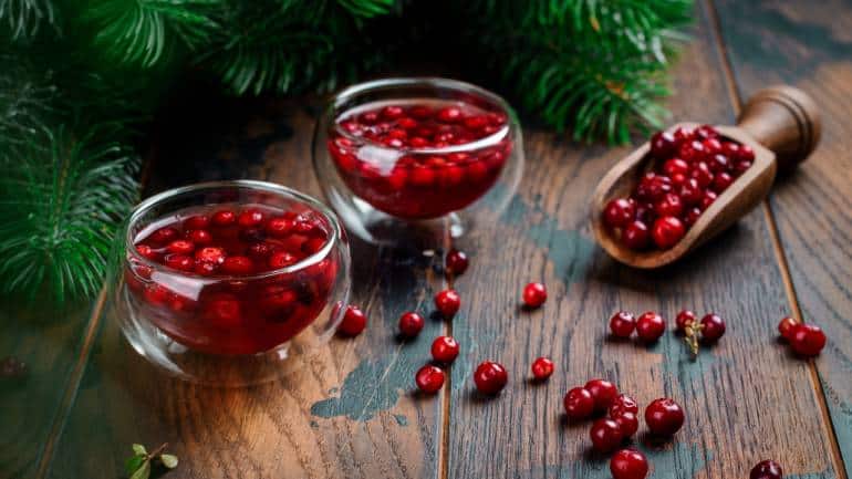 Benefits of cranberries: One berry to bury them all, from UTI to cavities, constipation, high cholesterol and more - Vimarsana News
