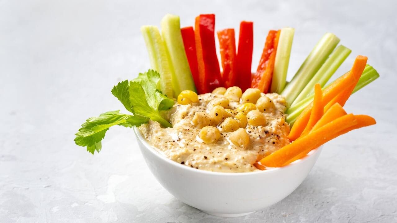 Health benefits of hummus: 8 reasons why you must eat this popular dip