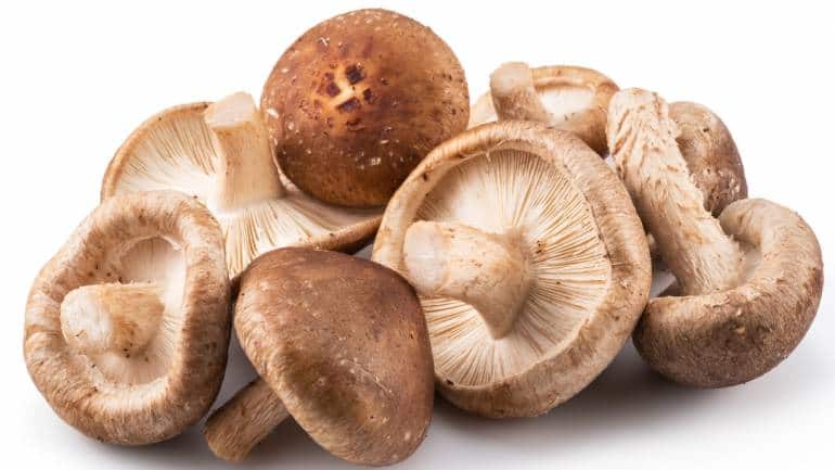 Mushrooms: While not actually a vegetable, mushrooms are highly susceptible to contamination during the monsoon due to their porous nature. They can easily absorb water and harbor bacteria, making them a risky choice during this season (Image: Canva)