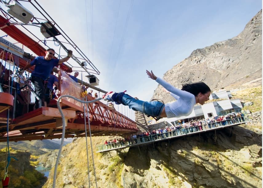 Kawarau Bridge Bungy, New Zealand. (Photo: AJ Hackett Bungy New Zealand)