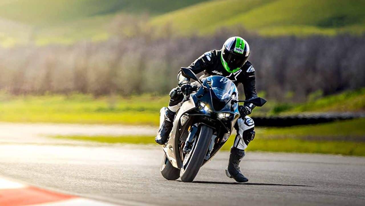 Kawasaki Ninja ZX-6R 3