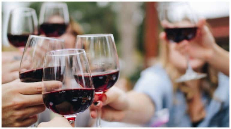 Man misses friend's wedding on New Year's Eve due to no alcohol: 'Want to spend the night drinking'. Viral post - Vimarsana News