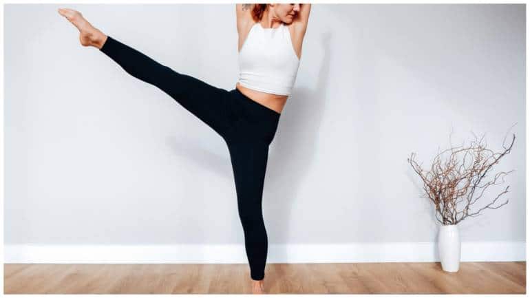 3,467 Model Yoga Pants Leggings Images, Stock Photos, 3D objects, & Vectors  | Shutterstock