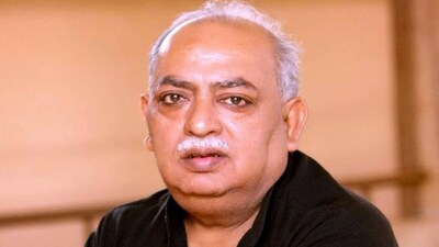 Munawwar Rana | Latest & Breaking News on Munawwar Rana | Photos ...