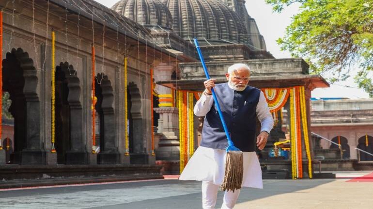 PM Modi starts special religious exercise preceding temple consecration