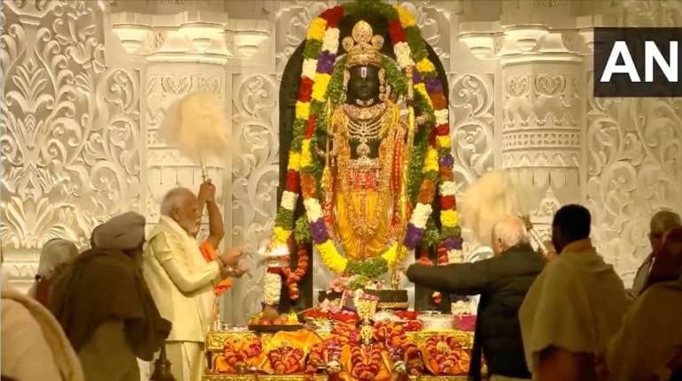 Huge crowd gathers as Ram temple opens doors for devotees post pran ...