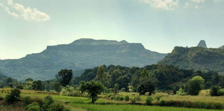 Ratangad Fort, Sahyadris. (Photo: Wikimedia Commons)