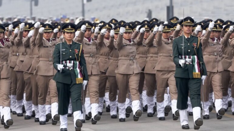 Bombay Sappers Return To R Day Parade After 20 Years With A Woman Leading Them 