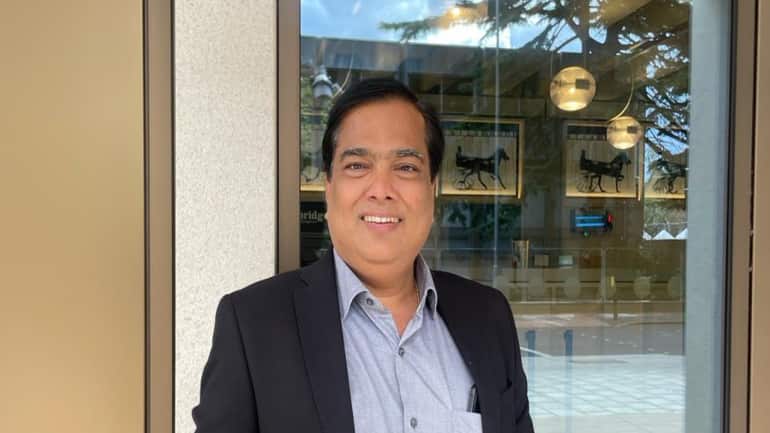 Next HDFC Bank will be discovered by HNIs, not FIIs; SME platform the IPL of investing: Gunavanth Vaid - Vimarsana News