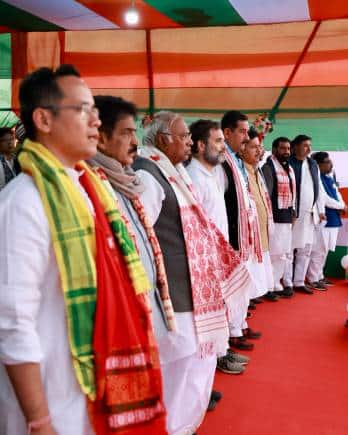 As exodus continues, Rahul Gandhi's 'coterie' under fire again - Vimarsana News