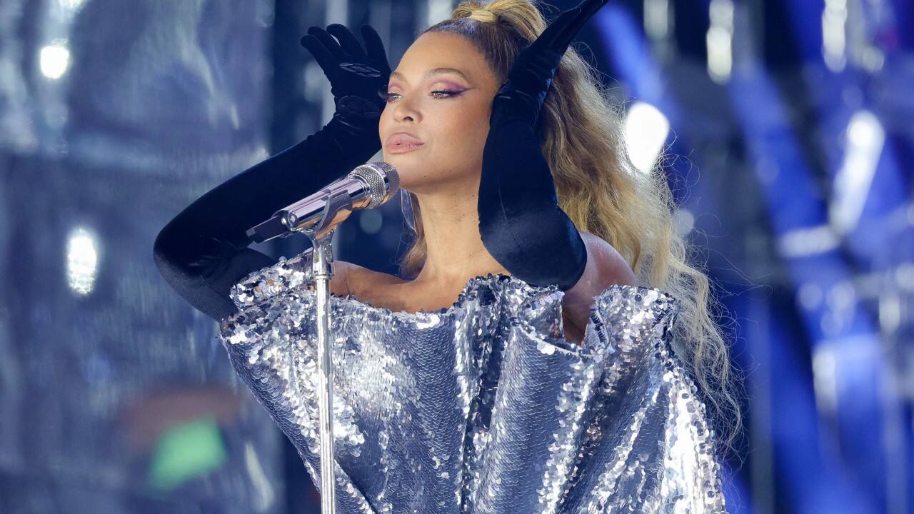 Beyoncé announces new album and two new singles at the Super Bowl 2024