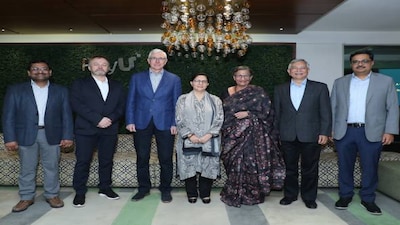 PayU Payments appoints former PayU global CEO Laurent Le Moal, HDFC chief Renu Sud Karnad to board