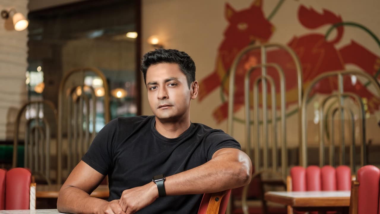 Why Manu Chandra calls himself ‘Restless’ Chef? Why Manu Chandra calls himself ‘Restless’ Chef?