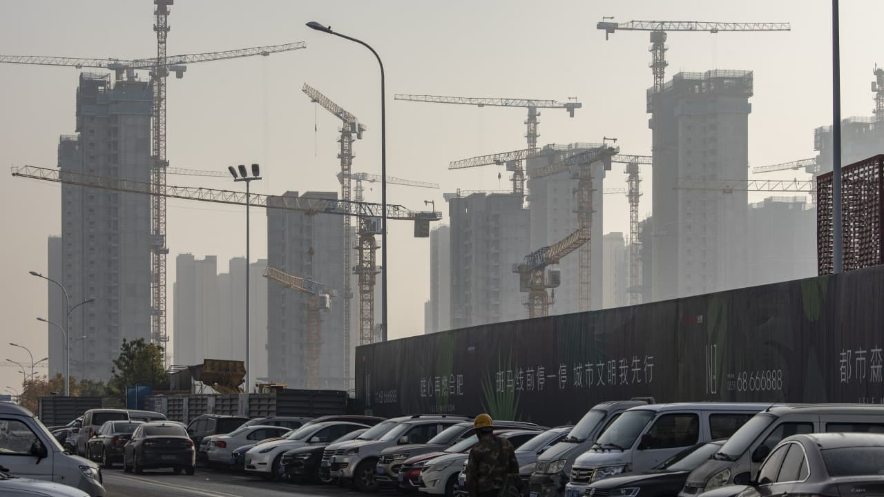 China property crisis thrust back into spotlight by Vanke plunge