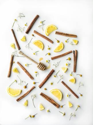 Cinnamon aids digestion, relieves symptoms of bloating and diarrhoea. (Photo: Heather Barnes via Unsplash)