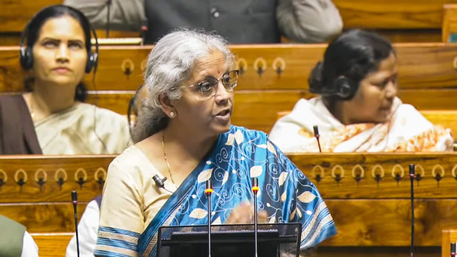 वित्त मंत्री निर्मला सीतारमण ने 'वित्तीय बाधाओं' के कारण लोकसभा चुनाव लड़ने से इनकार किया