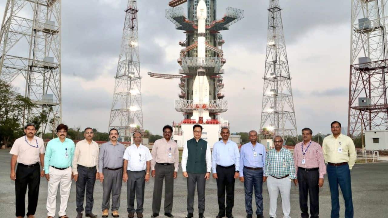 During the atmospheric domain, the satellite is shielded by the Ogive payload fairing. The GSLV can be used to launch a wide range of spacecraft capable of communications, navigation, earth resource surveys, and other exclusive missions. (Image: ISRO)