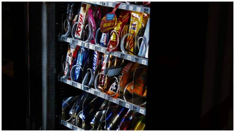 University to remove vending machines after student claimed they used facial recognition - Vimarsana News