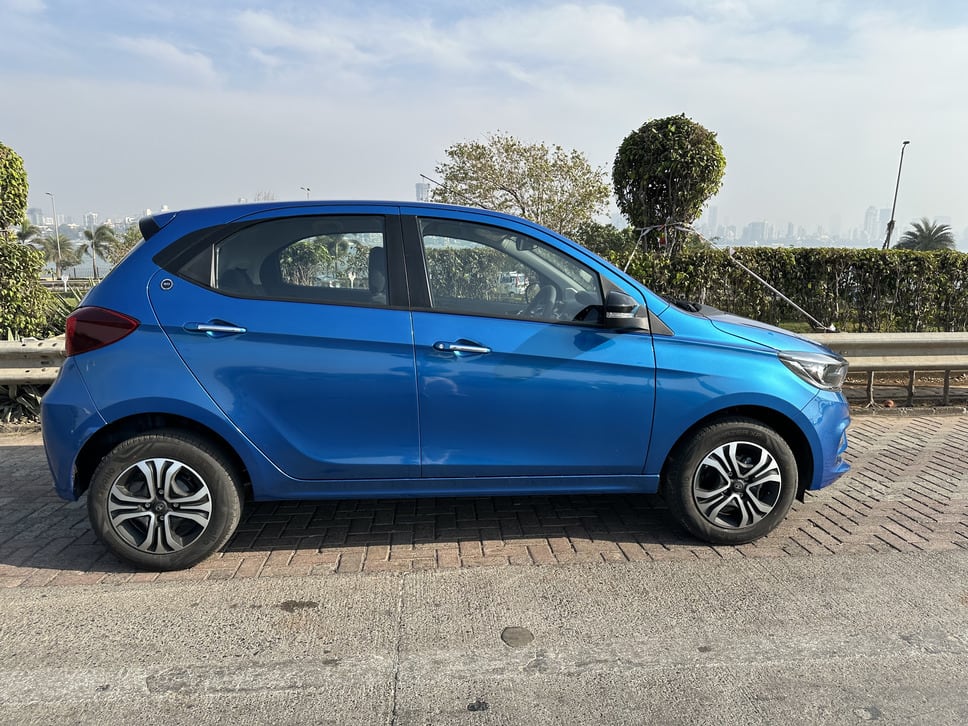 New Tata Tiago iCNG AMT