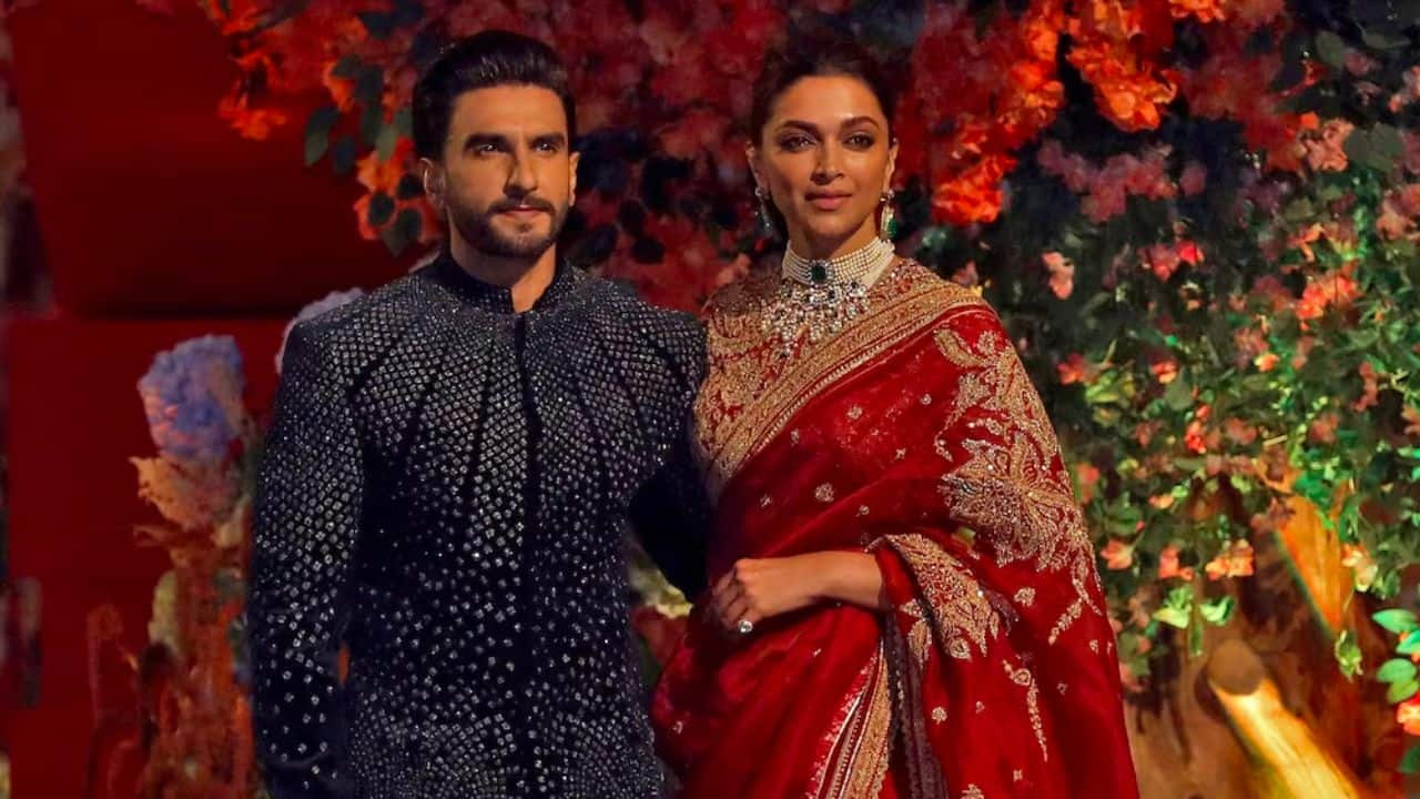 Alia Bhatt and Ranveer Singh turn showstoppers at Manish Malhotra's Bridal  Couture Show