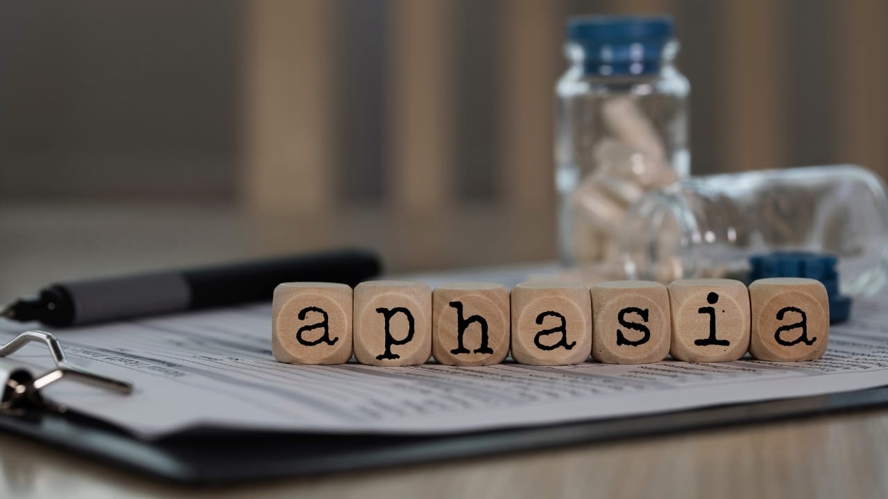 What is aphasia, medical condition Wendy Williams is suffering from, and how is it related to dementia?