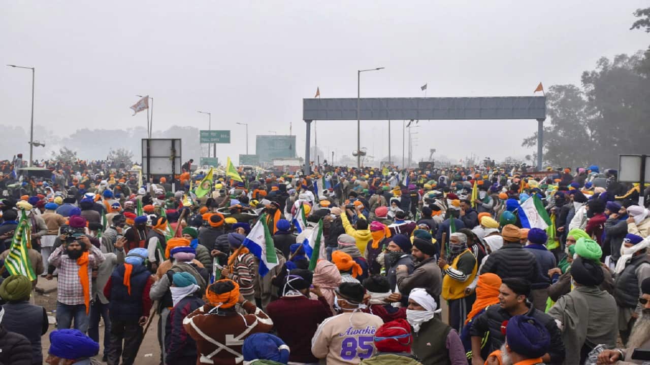 The Haryana Police on Wednesday hurled tear gas shells to disperse farmers from Punjab at Shambhu and Khanauri border points as they tried to move towards the barricades stalling their protest march to Delhi.