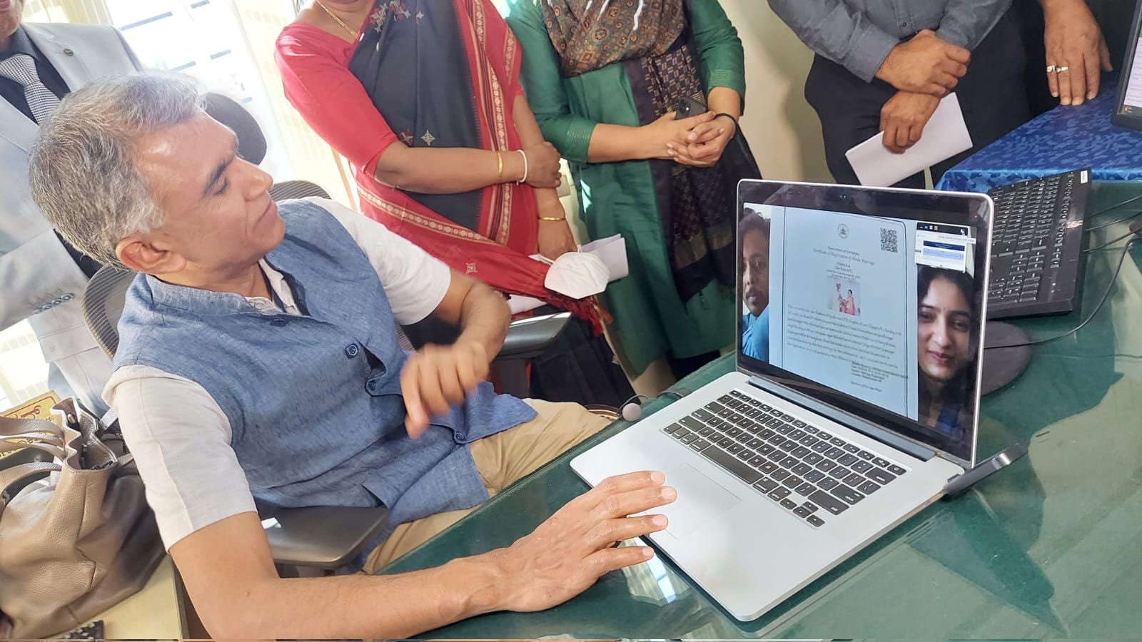 Karnataka Simplifies Marriage Registration With New Online System 87 Karnataka: Hindu marriage certificates now issued online with Aadhaar authentication