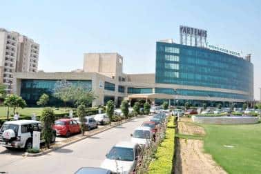 Services activity eases to a five-month low in October