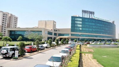 Services activity eases to a five-month low in October