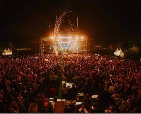 Darshan Raval's Indian tour concert. 