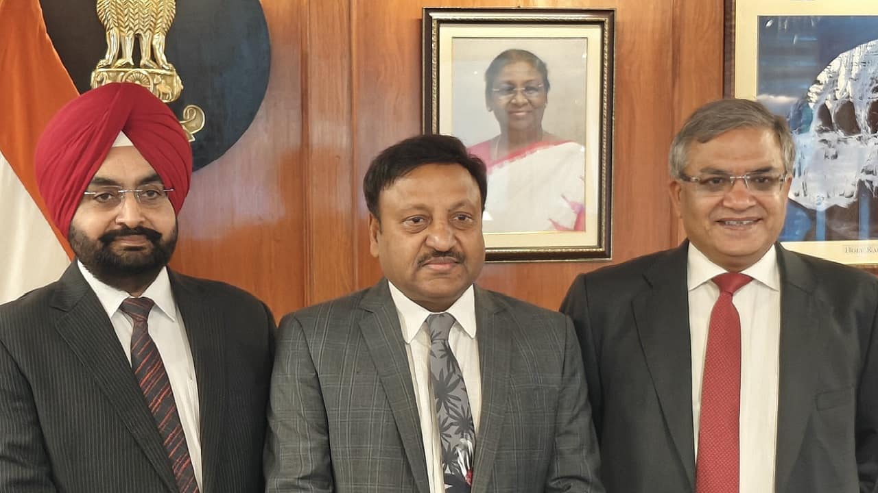 India created a world record with 64.2 cr voters, including 31.2 cr women, participating in Lok Sabha elections: CEC Rajiv Kumar. 