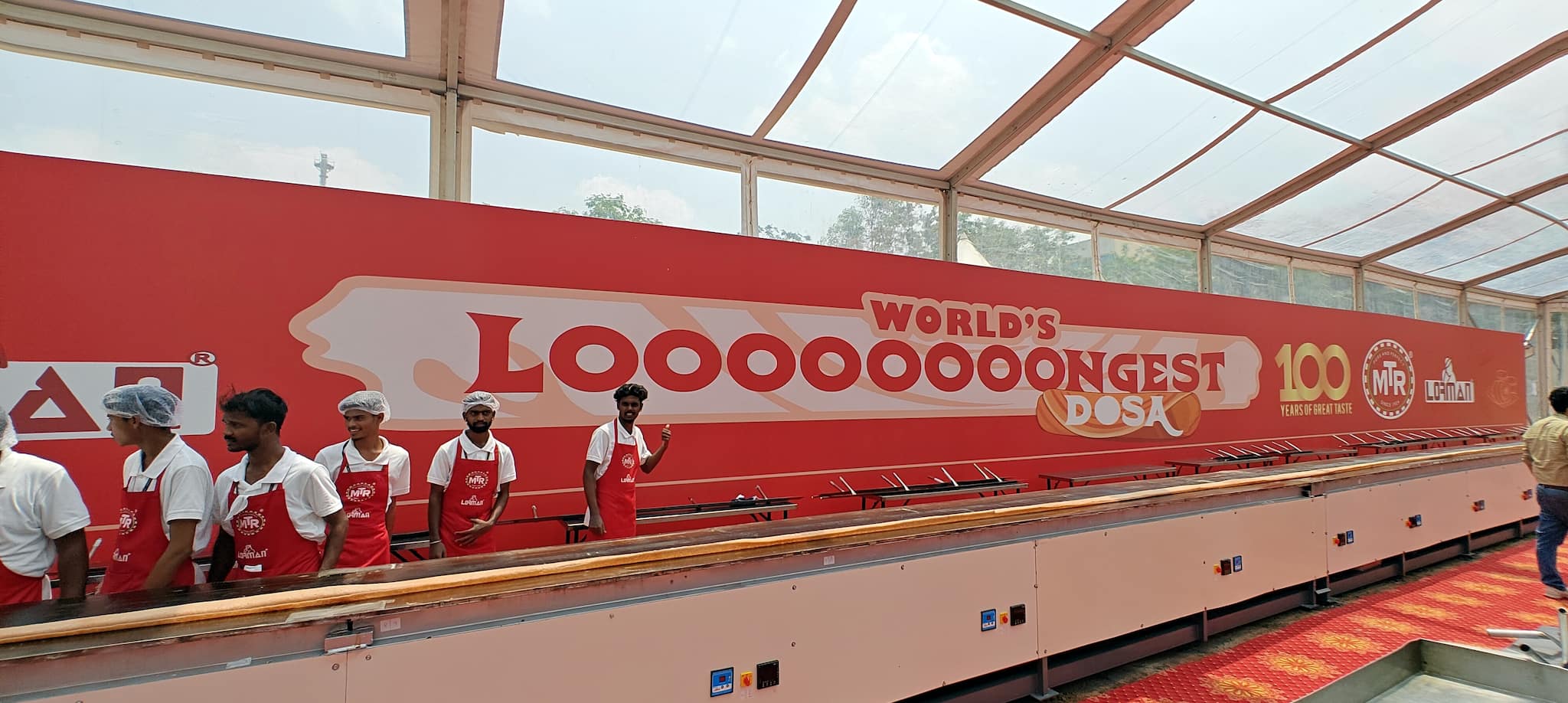 MTR @ 100 Makes World's Longest Dosa At 123.03 Feet, Enters Guinness ...