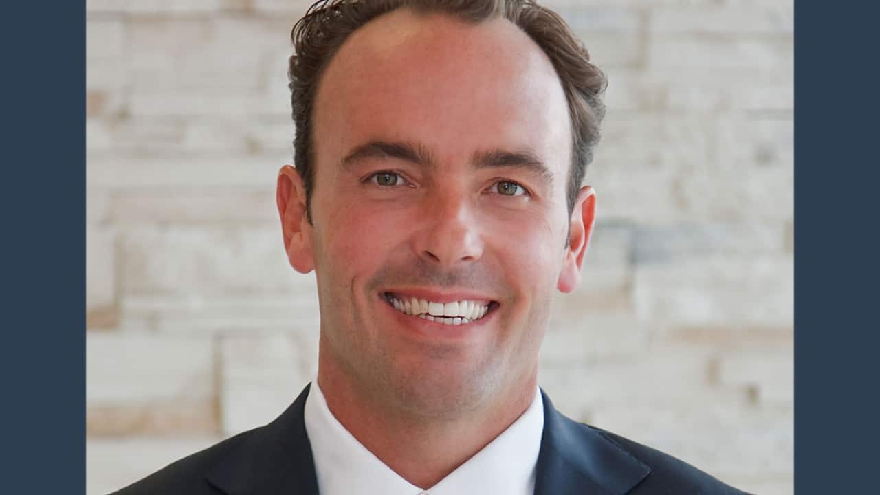 US billionaire blasted for complaining about $85 bill at five-star hotel