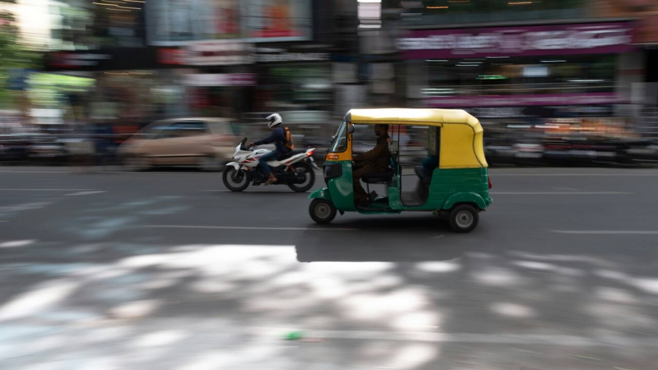Bengaluru man says auto drivers forcefully stopped him from using Rapido bike taxis: 'Goon behaviour'