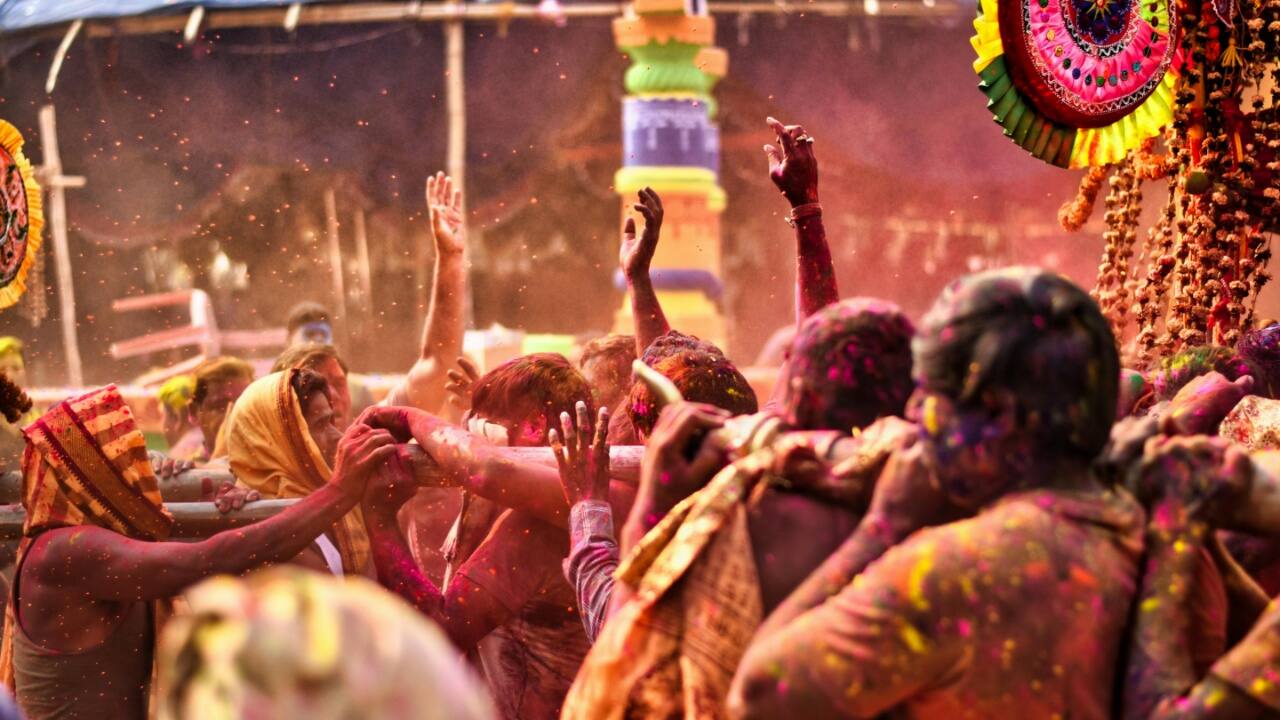 Bengaluru water crisis: Hotels to host pool parties, rain dances for Holi revellers. Tickets start at...