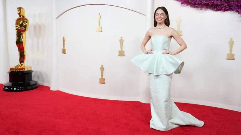 Oscars 2024 The biggest fashion trends? Jeweltoned fabrics, crochet