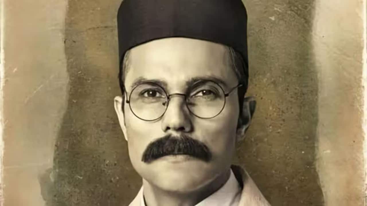 Swatantra Veer Savarkar Review: Randeep Hooda the Director outshines the Actor in Strangely Fascinating Yarn Swatantra Veer Savarkar Review: Randeep Hooda the Director outshines the Actor in Strangely Fascinating Yarn