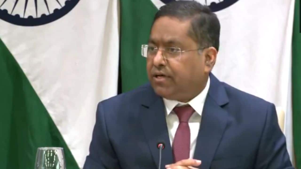 Qatar hands over two seized Guru Granth Sahib ‘saroops’ to Indian Embassy: MEA