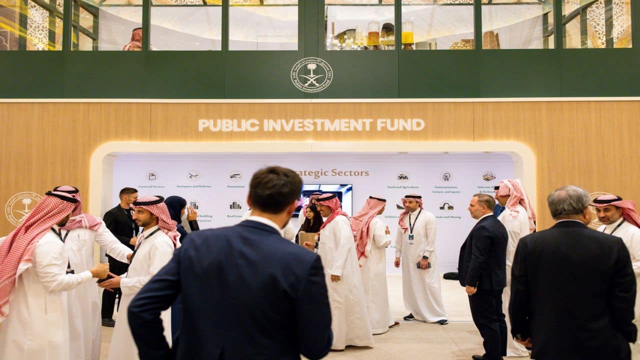 Saudi wealth fund said in talks to acquire national airline