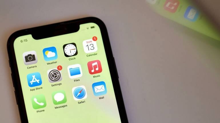 Apple to allow app downloads from web to vade EU scrutiny - Vimarsana News