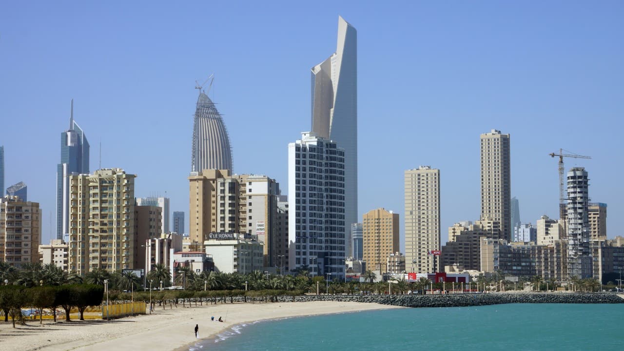 Kuwait's Citizenship Revocation: Over 37,000 Individuals Affected, Mainly Women