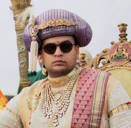 Palace to politics: Mysuru royal family scion to contest on BJP ticket ...